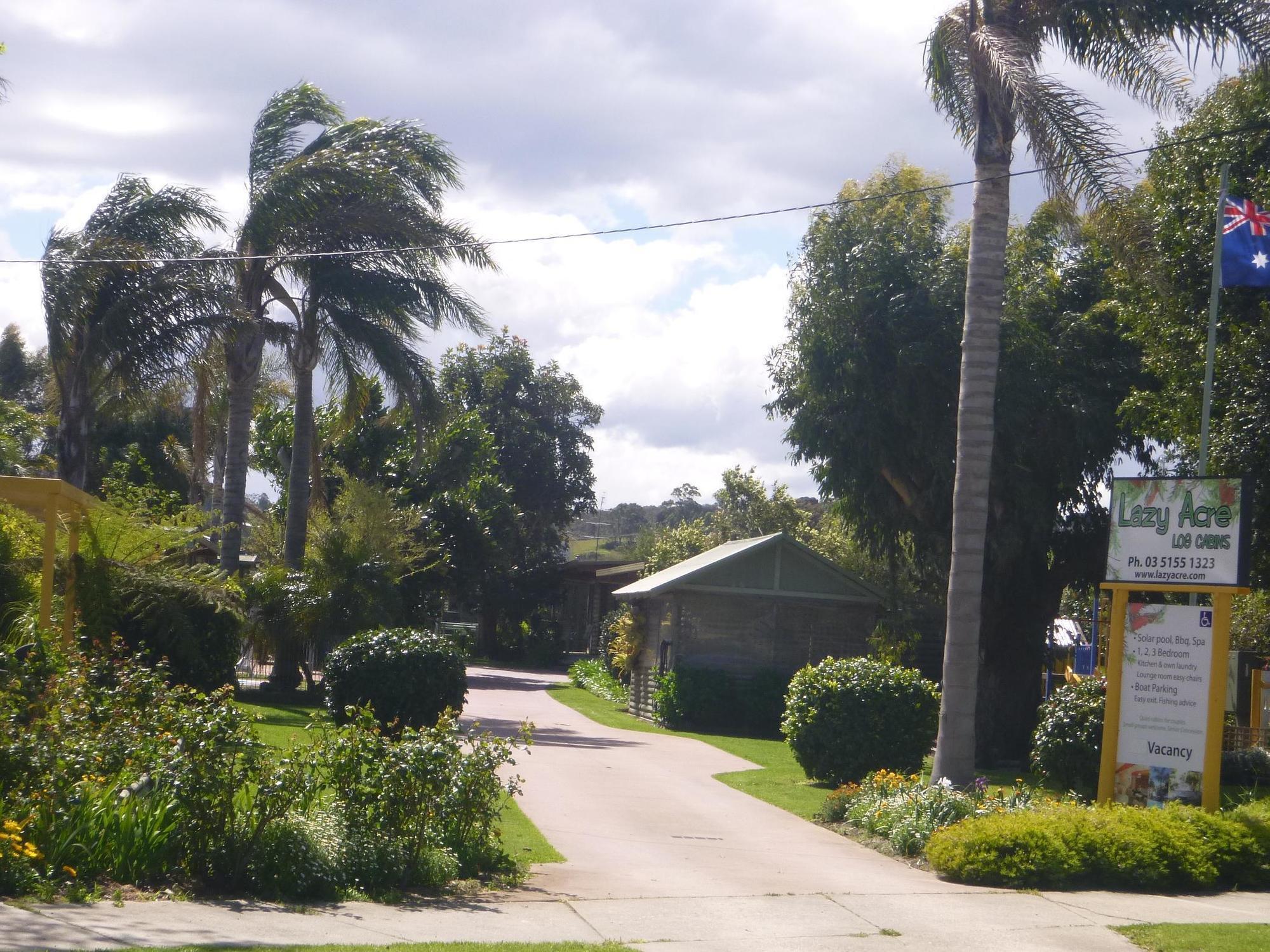 Lazy Acre Log Cabins Lakes Entrance Luaran gambar
