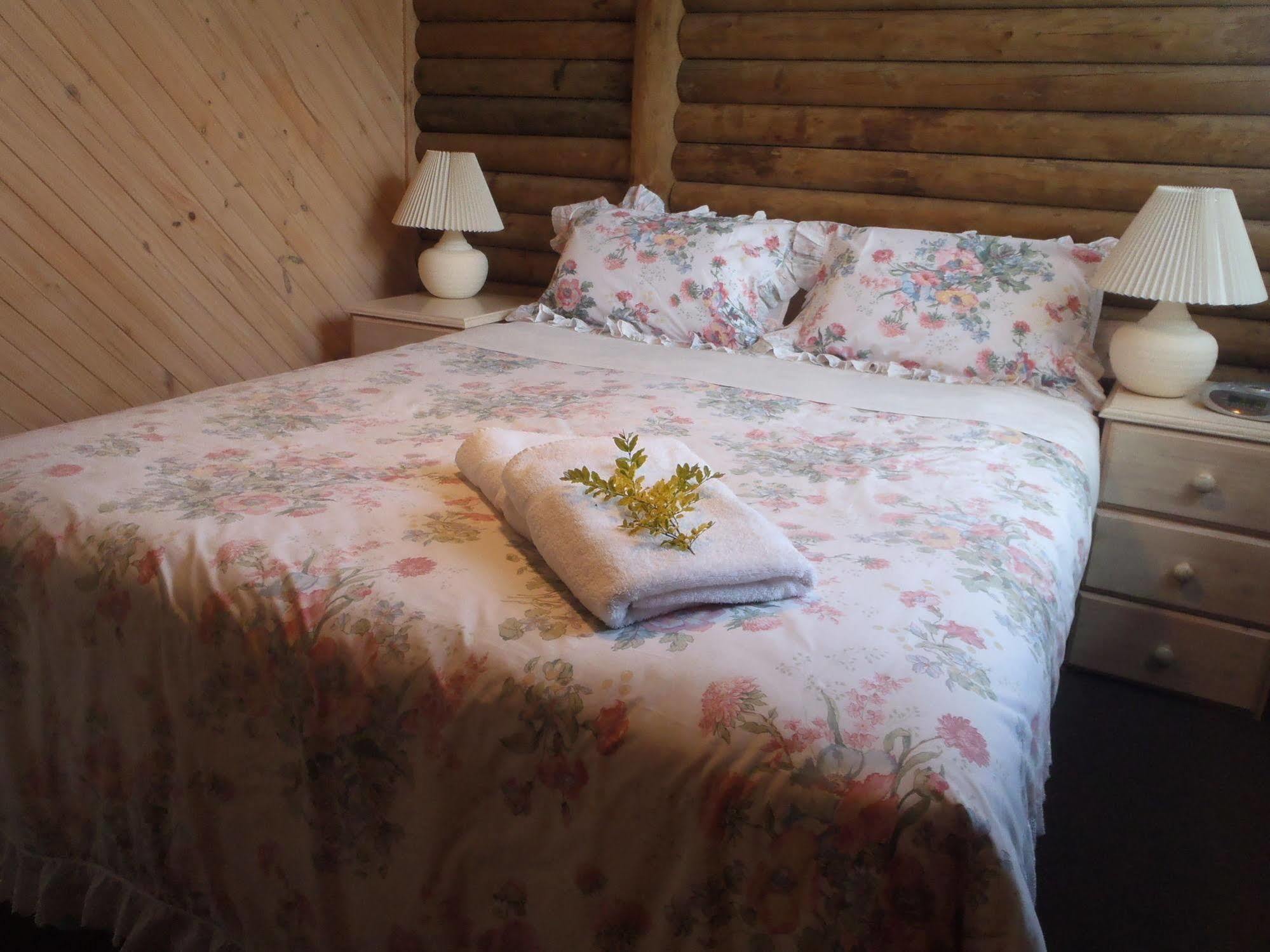 Lazy Acre Log Cabins Lakes Entrance Luaran gambar