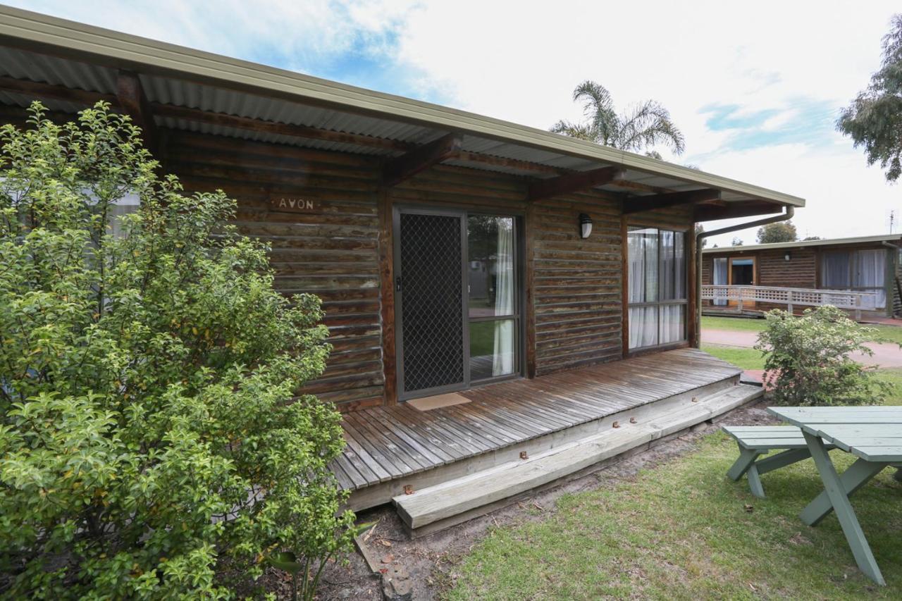 Lazy Acre Log Cabins Lakes Entrance Luaran gambar