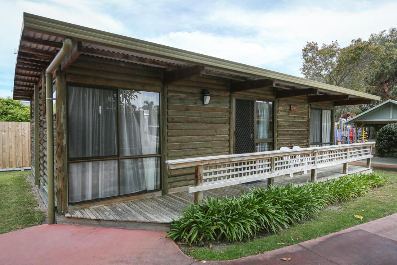 Lazy Acre Log Cabins Lakes Entrance Bilik gambar