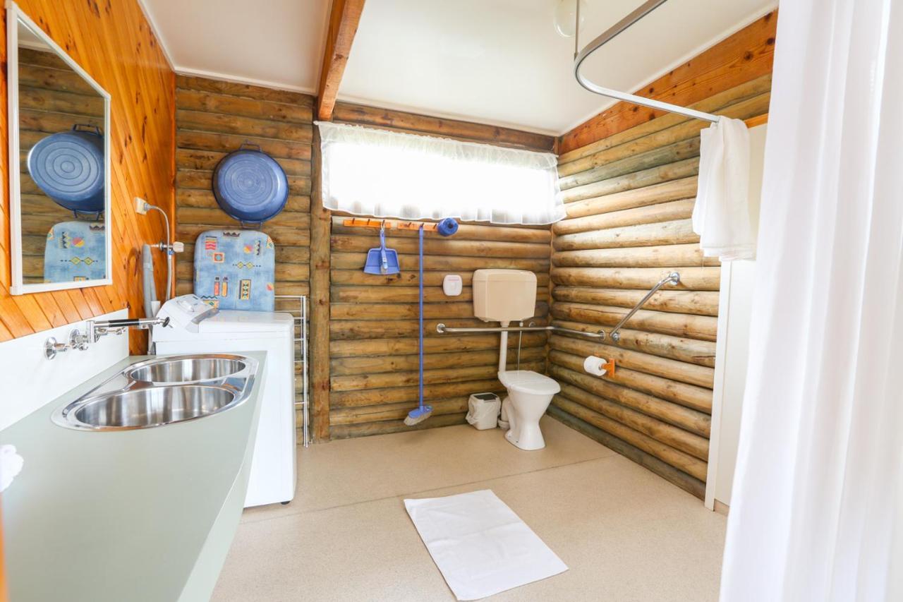 Lazy Acre Log Cabins Lakes Entrance Luaran gambar