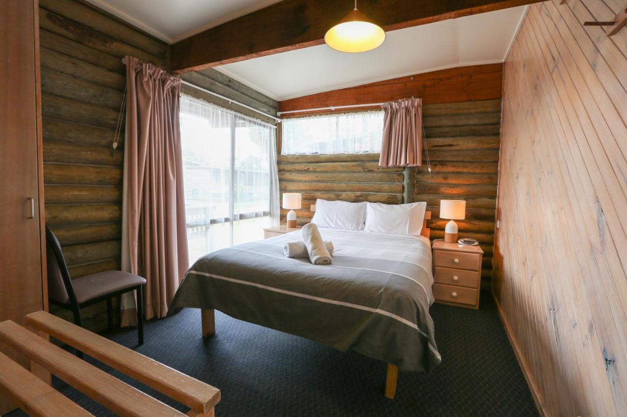 Lazy Acre Log Cabins Lakes Entrance Luaran gambar