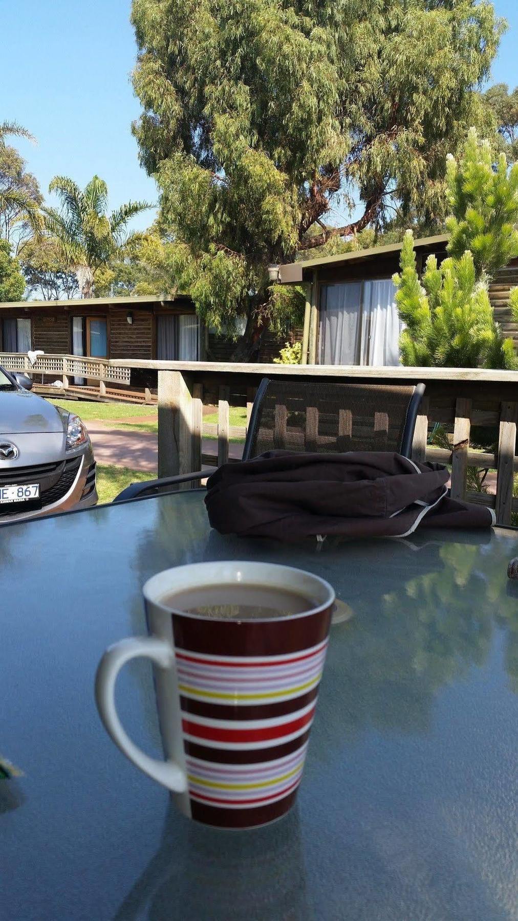 Lazy Acre Log Cabins Lakes Entrance Luaran gambar